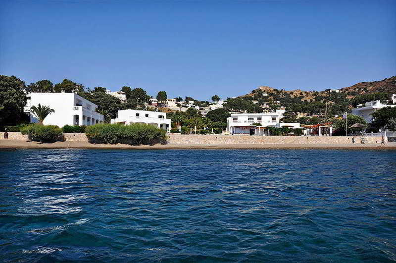 Tony'S Beach Vromolithos Exteriér fotografie